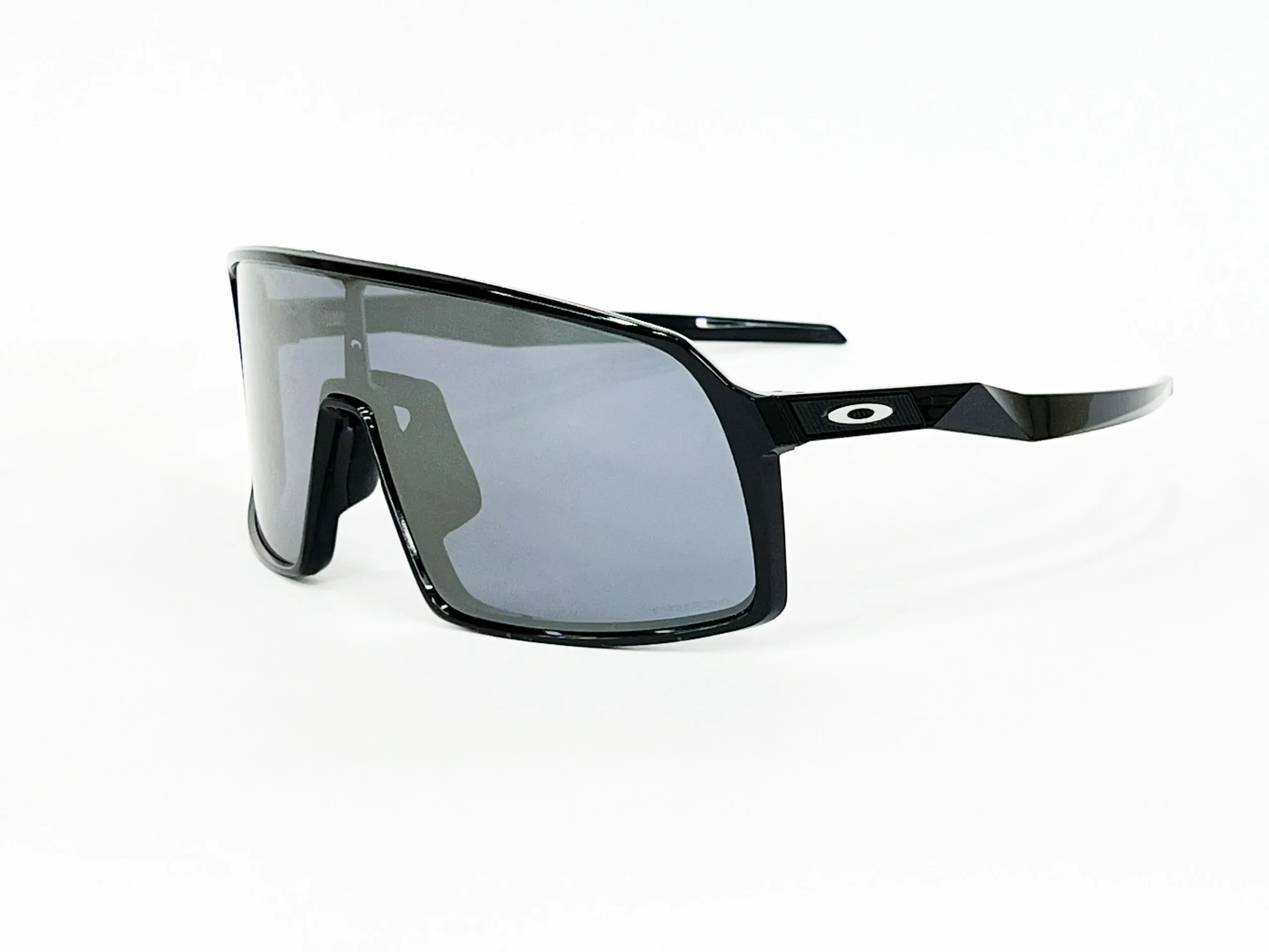 Oakley Sutro OO9406-0137 | Óptica Petra